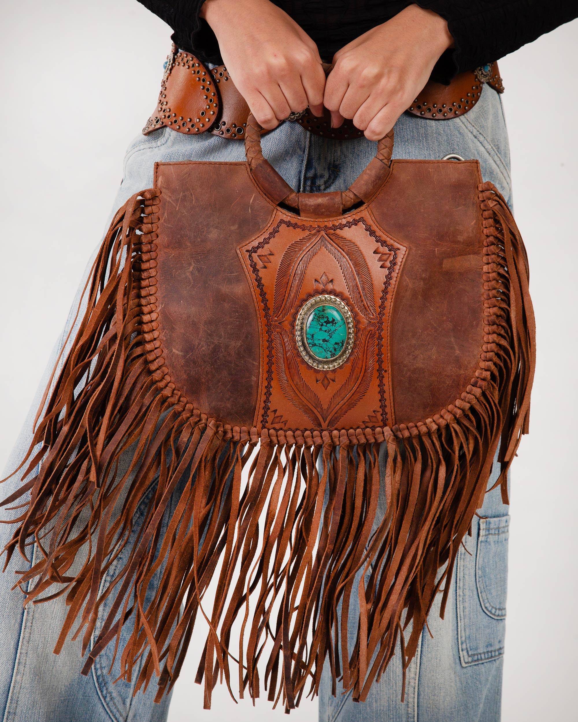 7784-loyal-west-sedona-tassle-bag-1.webp