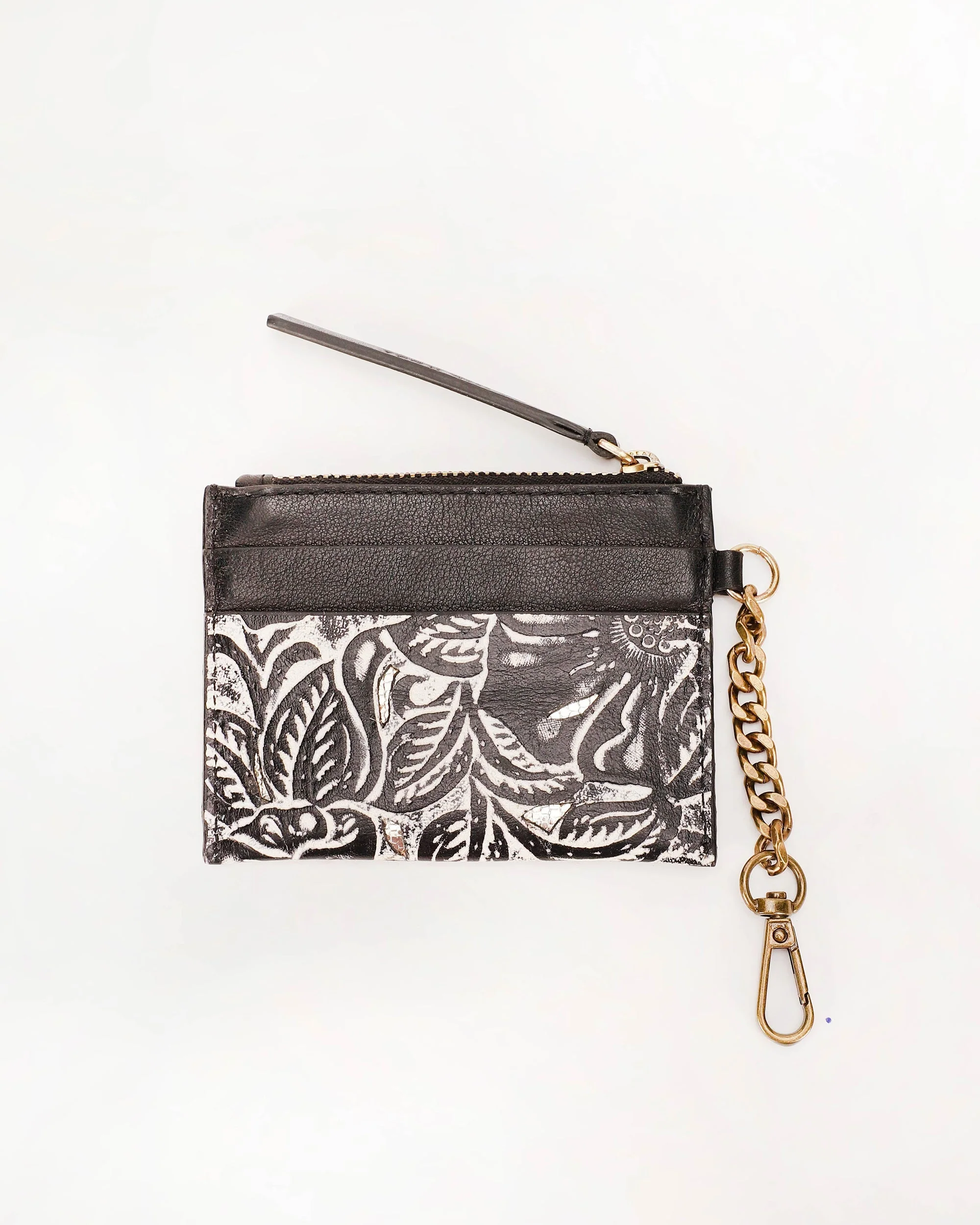 7789-loyal-west-shell-credit-card-holder-1.webp
