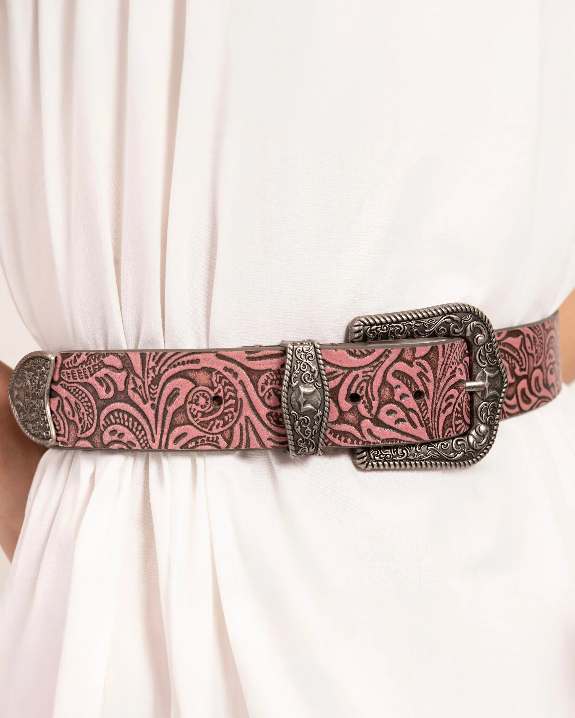 7817-loyal-west-sophia-belt-pink-floral-leather-1.webp