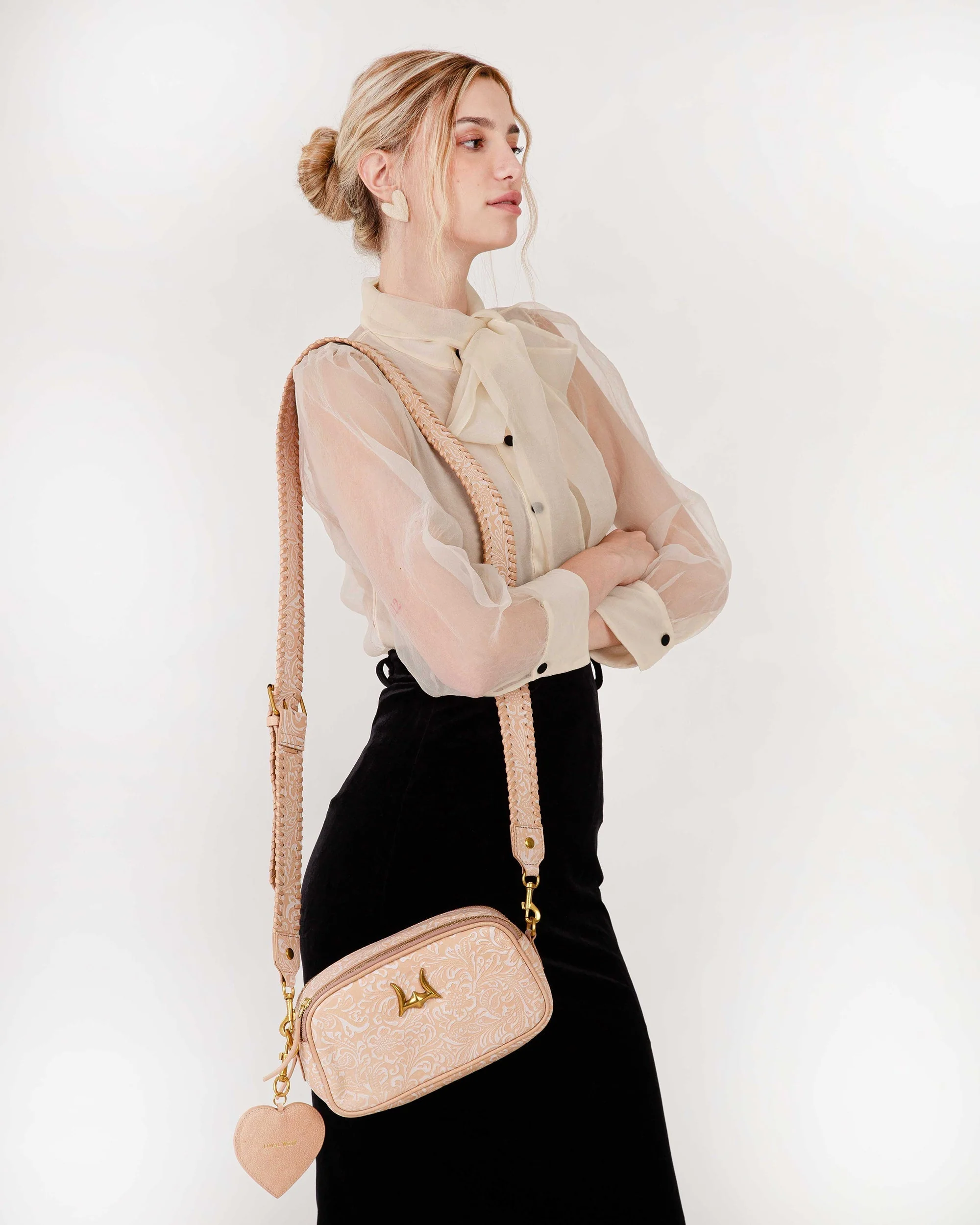 7833-loyal-west-sophia-shoulder-bag-1.webp
