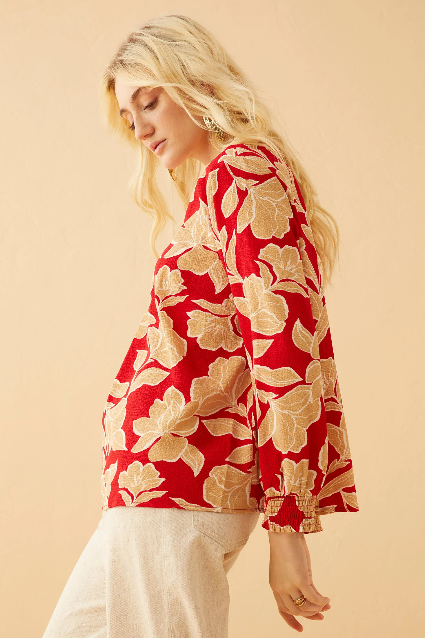 789-aurelia-v-neck-top-1.webp