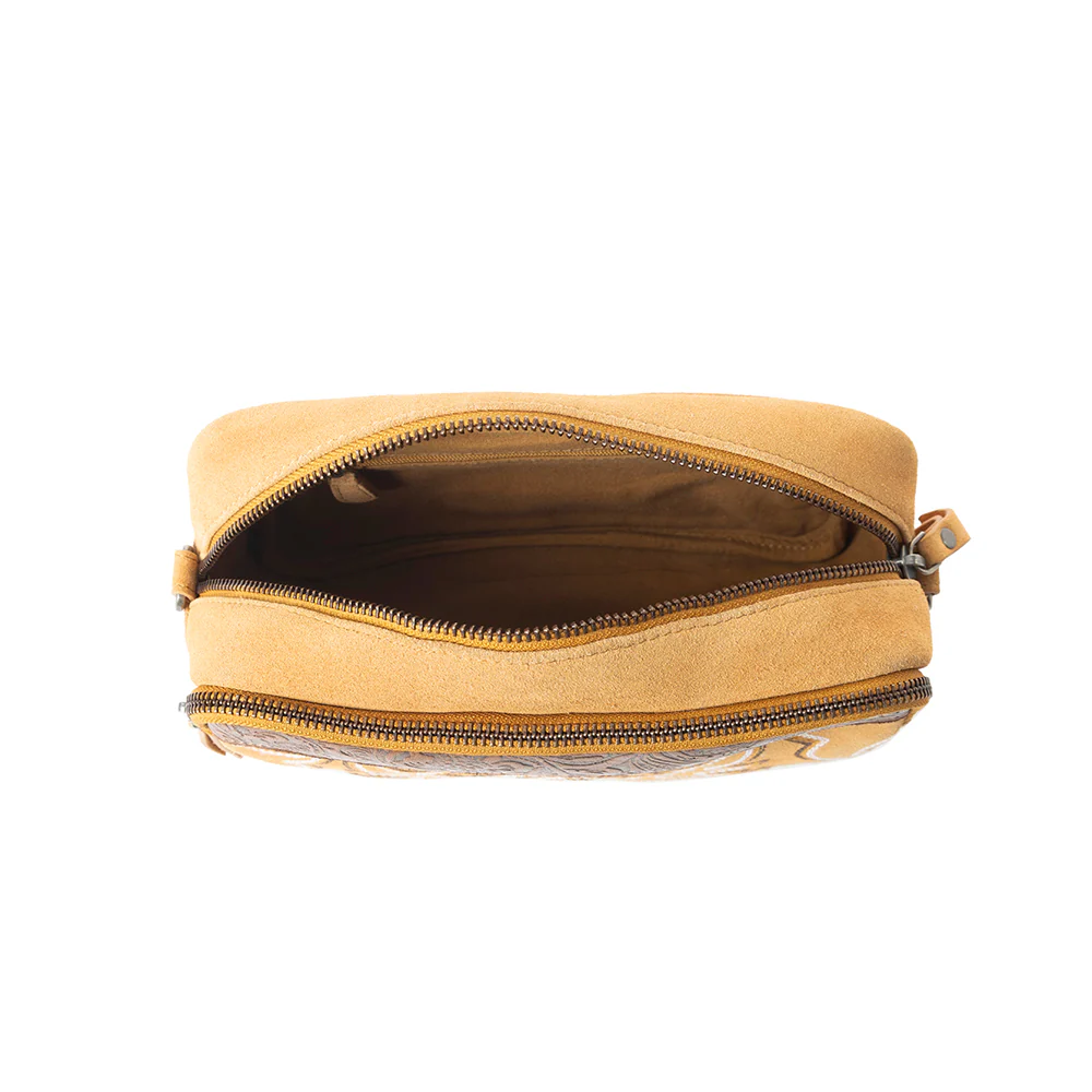 8157-marla-range-shoulder-bag-in-camel-1.webp