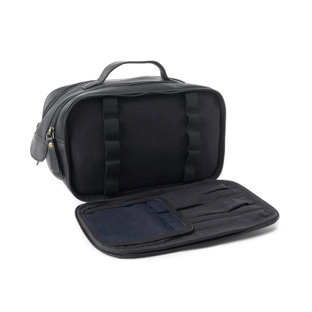 8180-martha-high-trail-toiletries-bag-in-black-1.webp