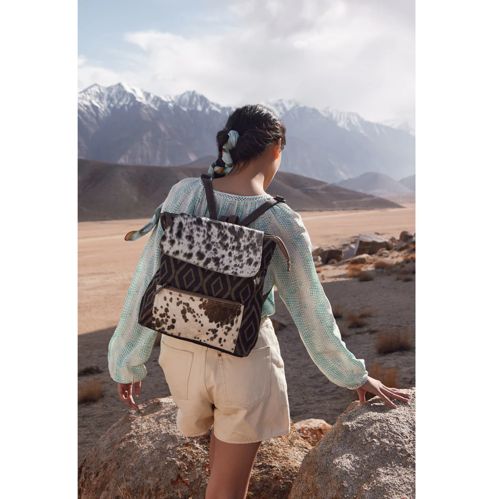 8610-mocha-splashes-backpack-bag-1.webp