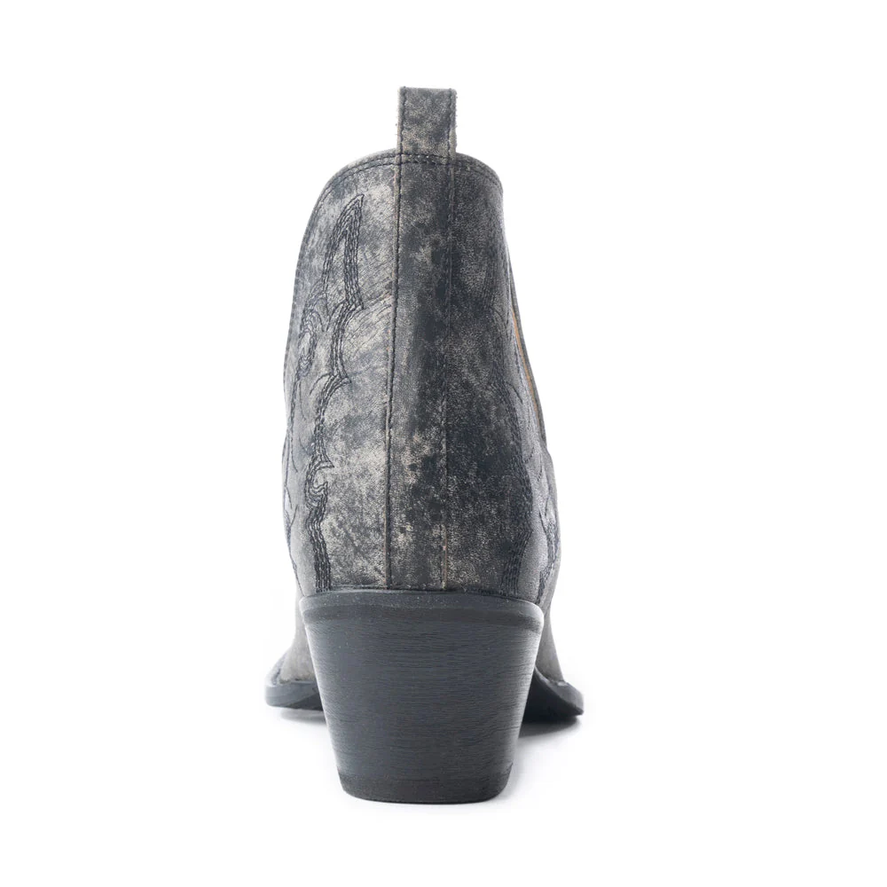 8704-moonlight-on-the-mesa-booties-in-crackle-black-1.webp