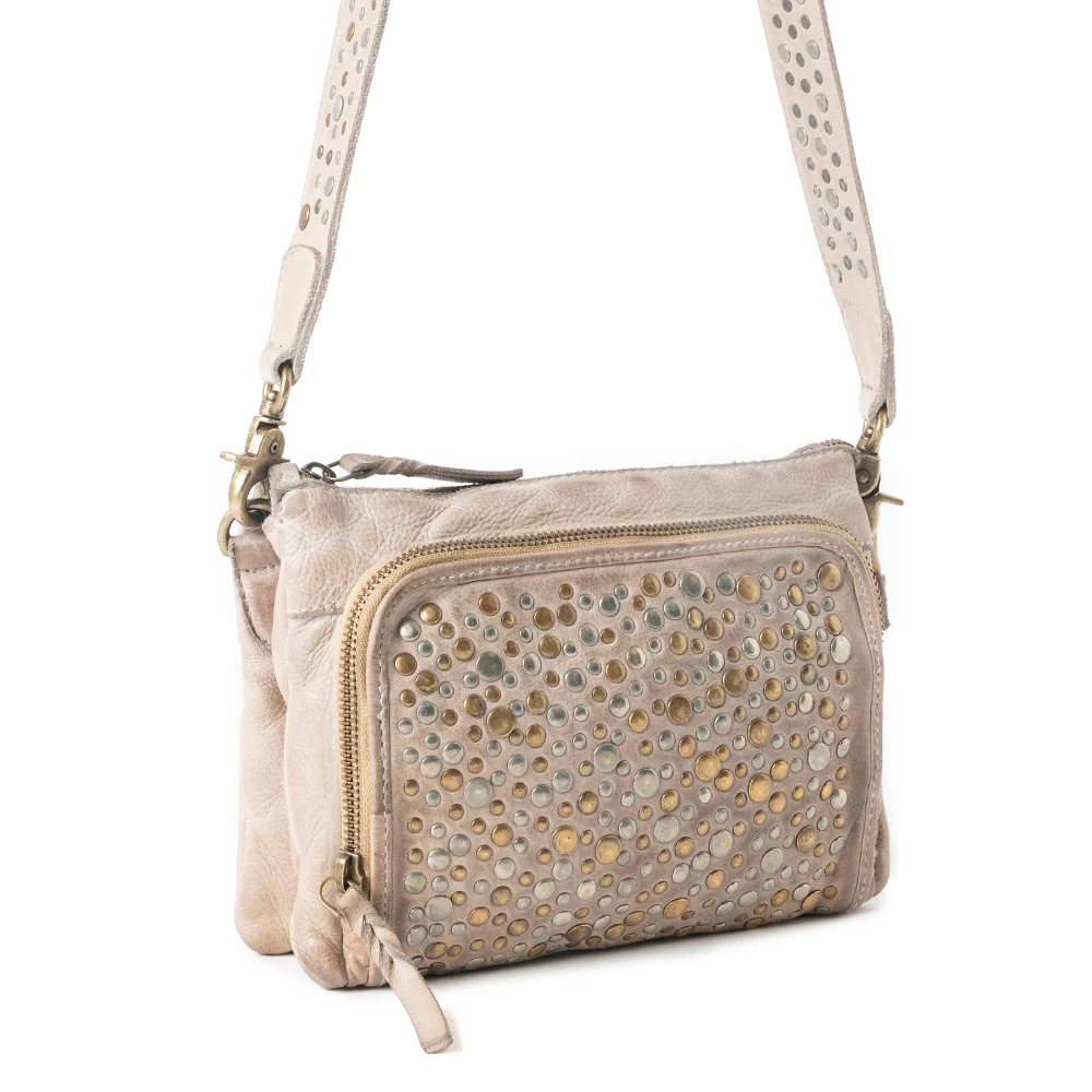 8762-mossveil-leather-bag-in-beige-1.webp
