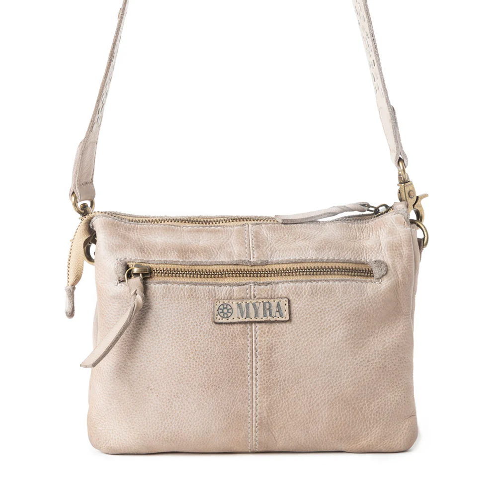8762-mossveil-leather-bag-in-beige-1.webp