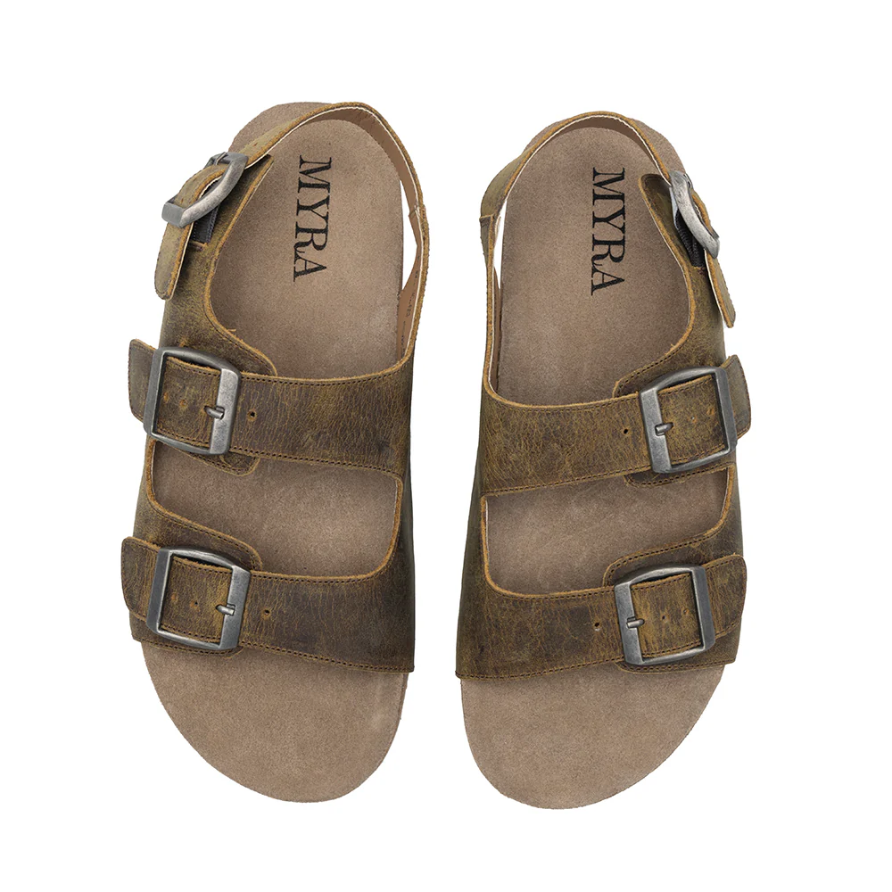 8790-mountain-path-leather-sandals-in-suede-1.webp