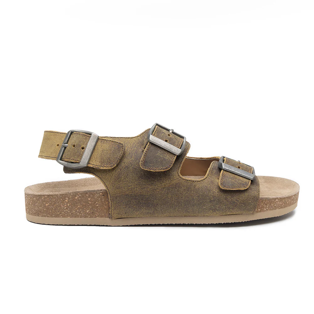 8790-mountain-path-leather-sandals-in-suede-1.webp