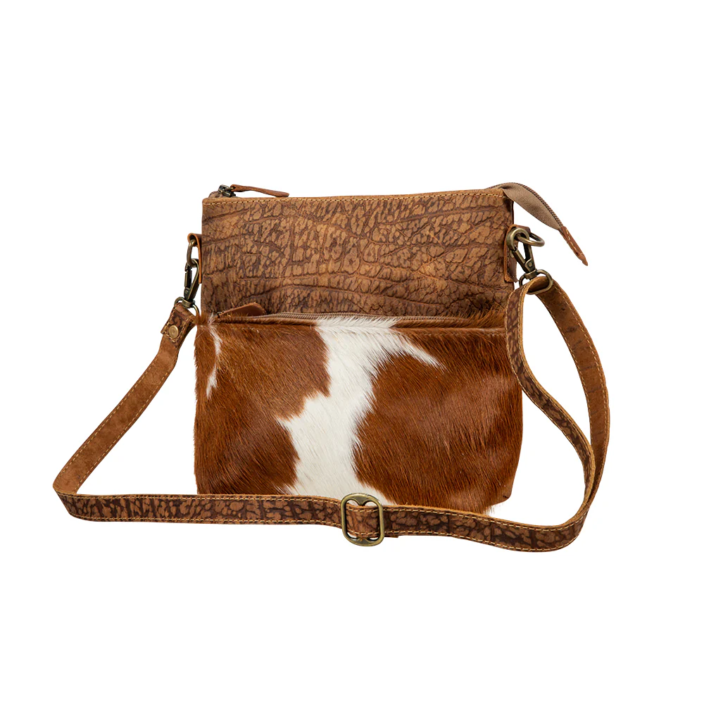 8802-mountain-view-leather-hairon-bag-1.webp