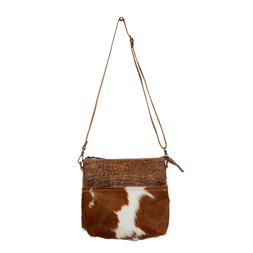 8802-mountain-view-leather-hairon-bag-1.webp