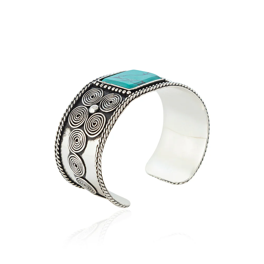 8803-mountain-views-bracelet-1.webp