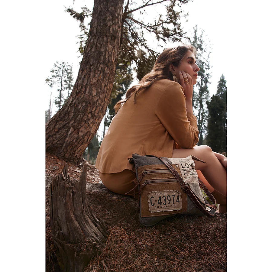 9219-myra-seeds-of-love-crossbody-bag-vintage-patch-leather-shoulder-bag-with-zippered-pockets-for-western-style-1.webp
