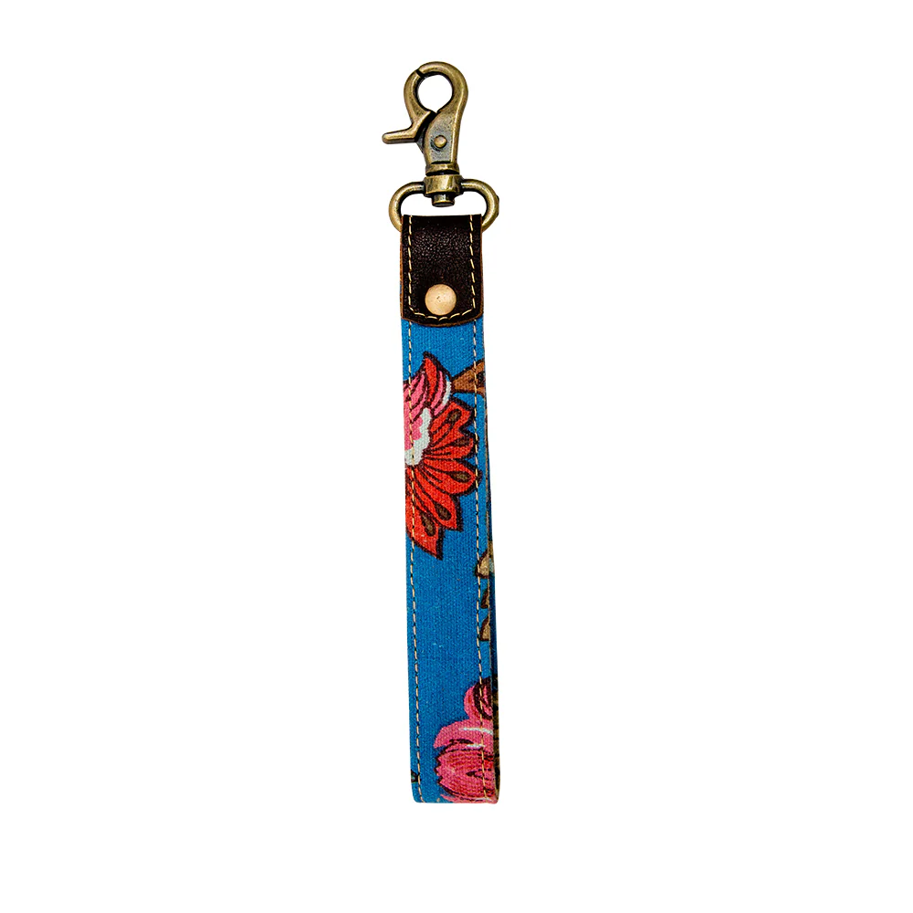 Natura Key Fob 1 9308-natura-key-fob-1.webp