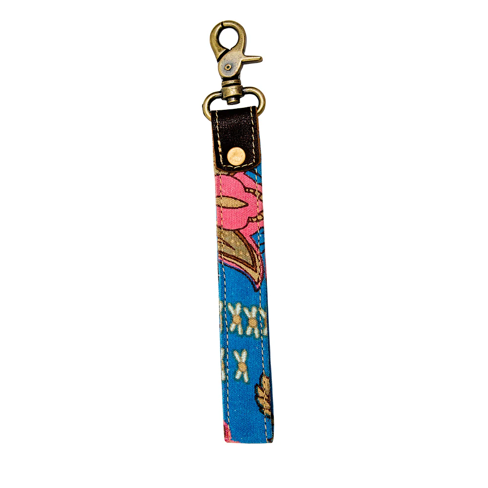 9308-natura-key-fob-1.webp
