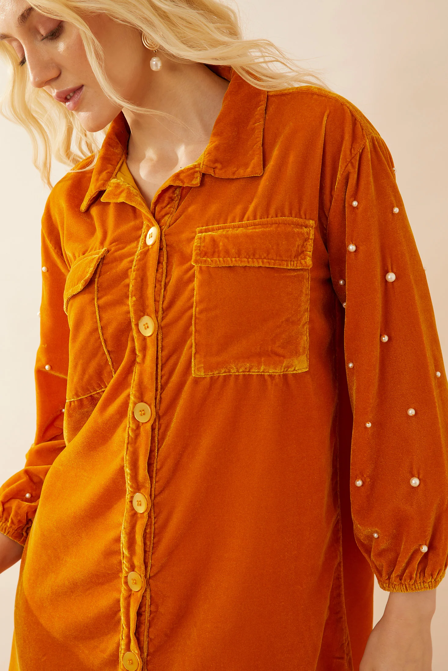 9518-oakrey-velvet-shirt-dress-1.webp